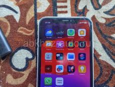 Продам iPhone XR 64 гига