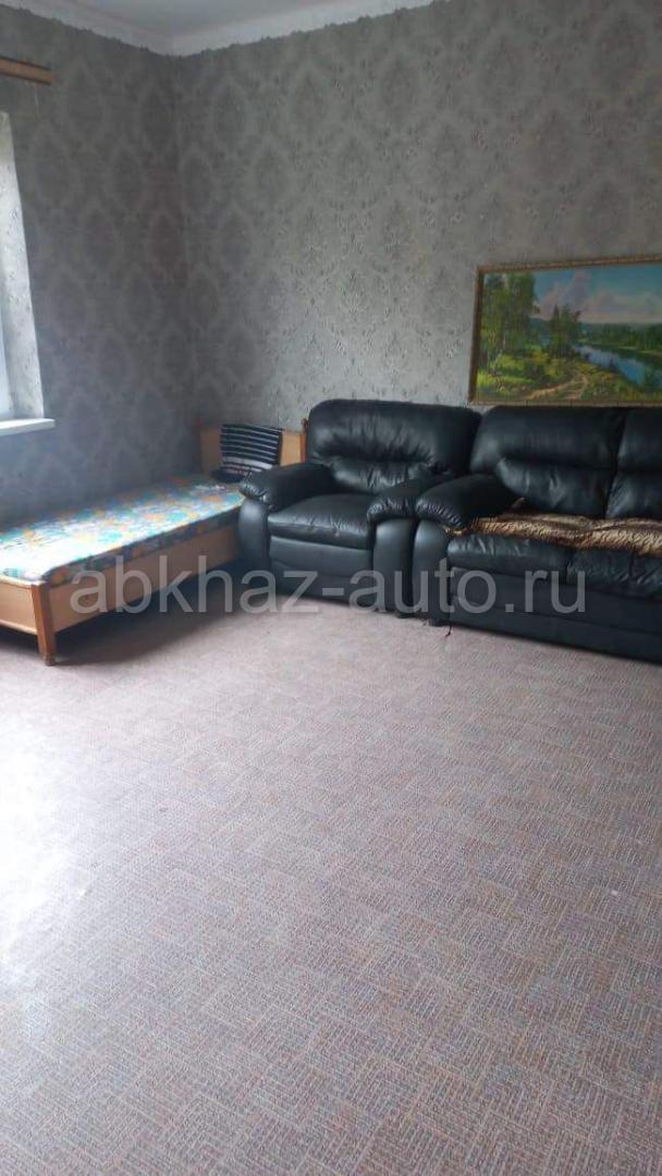 Задаётся 2 комнатная квартира на новом районе со всеми удобствами цена 2000 рублей сутки 