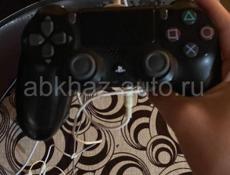 Продаю ps 4 slim 