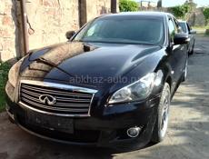 Nissan fuga