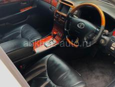 Toyota Celsior