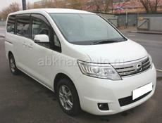 Запчасти на nissan serena