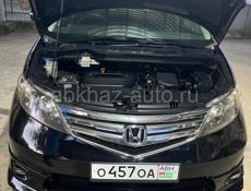 Honda Еlysion