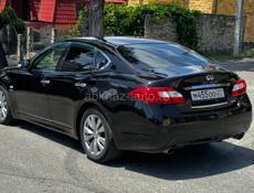 Infiniti M35