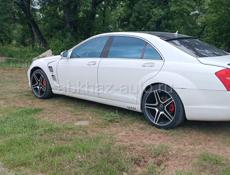 Mercedes-Benz S-Класс