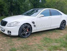 Mercedes-Benz S-Класс