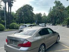 Infiniti M35