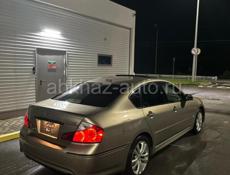 Infiniti M35