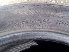 Продаю б/у покрышки yokohama 235/55 r19