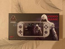Продам приставку с PSP играми новая в коробке