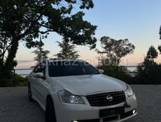 Nissan fuga