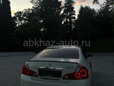 Nissan fuga