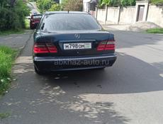 Mercedes-Benz E-Класс
