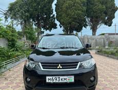 Mitsubishi Outlander XL
