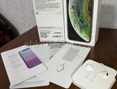 iPhone XS 64gb черный