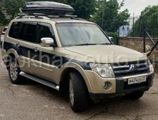 Mitsubishi Pajero Wagon