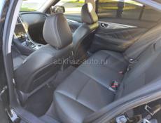 Infiniti M30