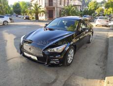Infiniti M30