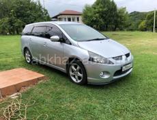 Mitsubishi Grandis