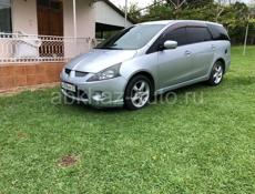 Mitsubishi Grandis