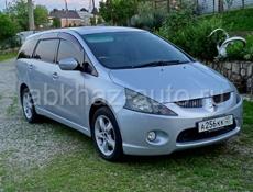 Mitsubishi Grandis