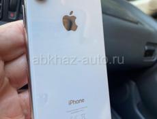 iPhone X 64 гига без сколов и царапин.