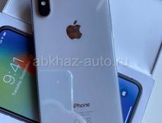 iPhone X 64 гига без сколов и царапин.