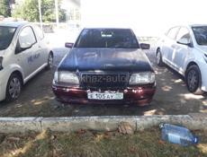 Mercedes-Benz 124