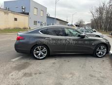 Nissan Fuga