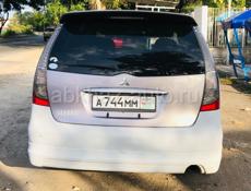 Mitsubishi Grandis
