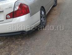 Nissan fuga