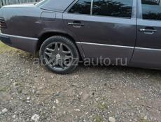 Mercedes-Benz 124