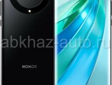 Новый телефон ещё на гарантии Honor 