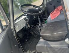 УАЗ 452