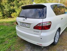 Toyota Ipsum