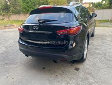 Infiniti FX