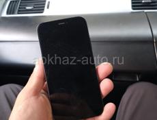 iPhone XR в 128 гигов 