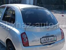 Nissan March