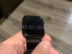 Apple watch SE 44 MM 