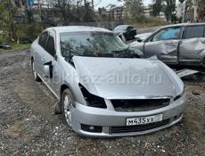 Nissan fuga