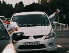 Mitsubishi Grandis