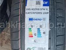 245/40 R18- Новые