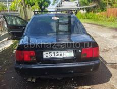 Audi 100