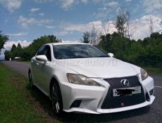 Lexus IS