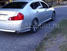 Nissan fuga