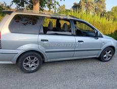Mitsubishi Space Wagon