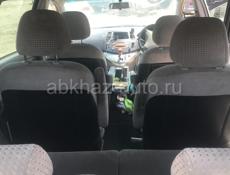 Mitsubishi Grandis