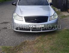 Nissan fuga