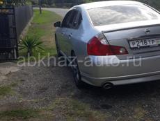 Nissan fuga