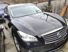 Nissan fuga